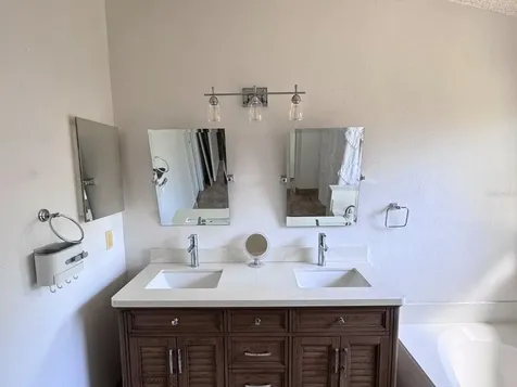8605 Otter Creek Ct Court Orlando FL 32829