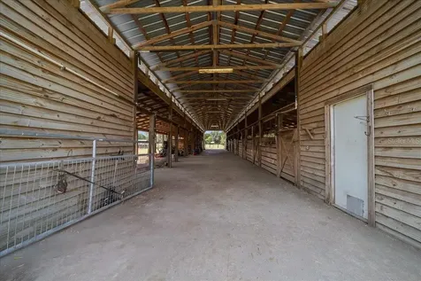 18585 N Highway 329 Reddick FL 32686