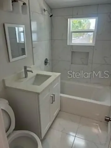 2524 W Chestnut Street Tampa FL 33607