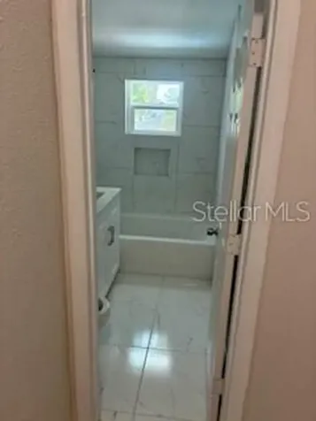 2524 W Chestnut Street Tampa FL 33607