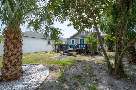 1010 E Curtis Street Tampa FL 33603