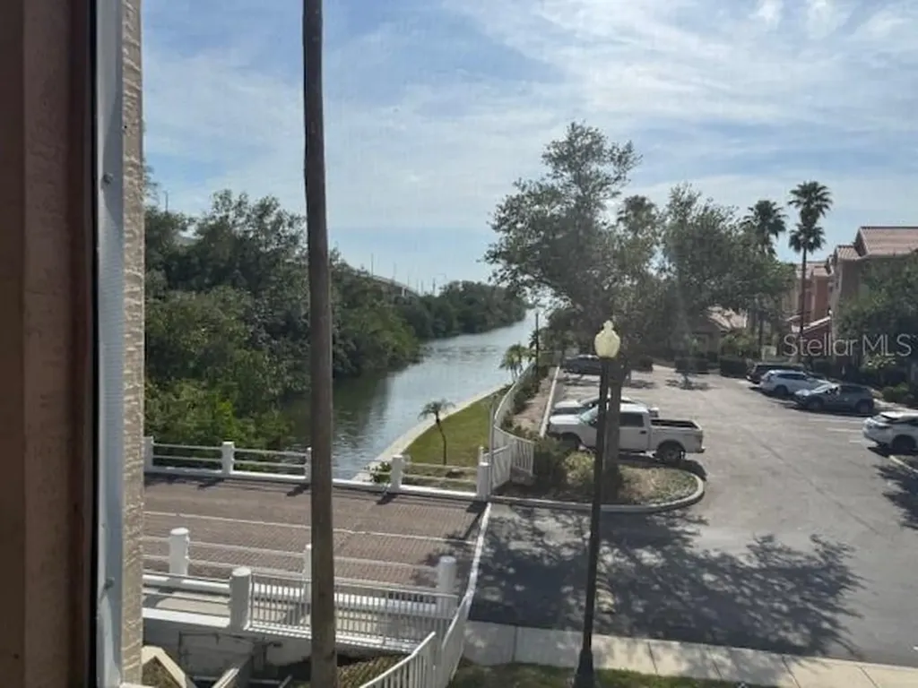 5000 Culbreath Key Way Tampa FL 33611