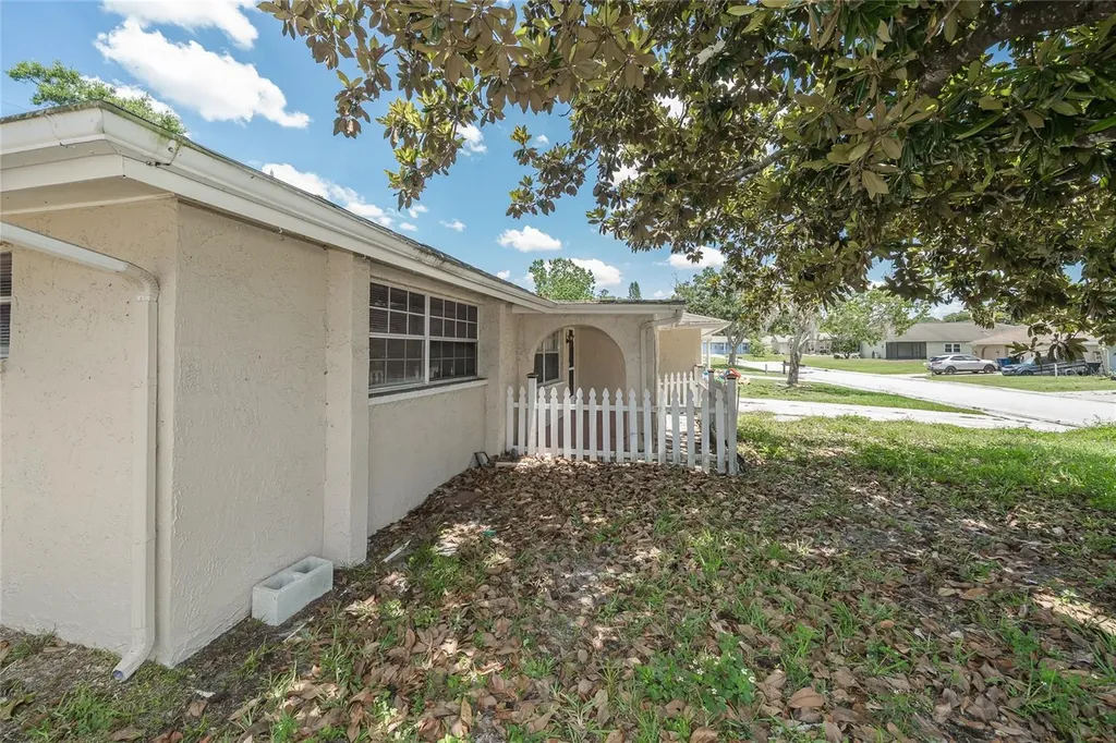 7911 Foxwood Drive New Port Richey FL 34653