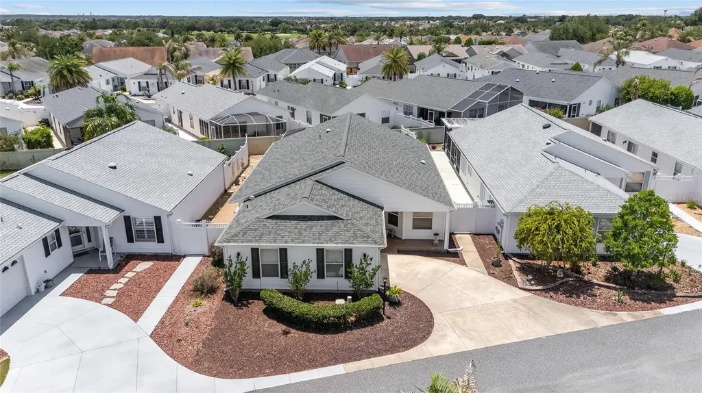 418 Flossmoor Court The Villages FL 32162
