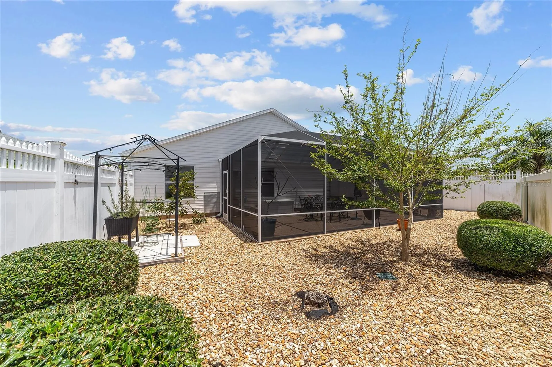 418 Flossmoor Court The Villages FL 32162