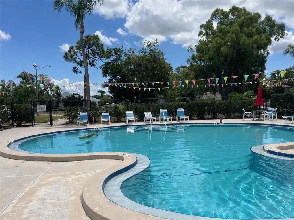 8372 Candlewood Road Seminole FL 33777