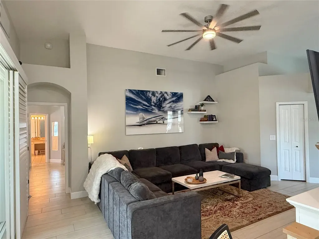 10501 Rochester Way Tampa FL 33626