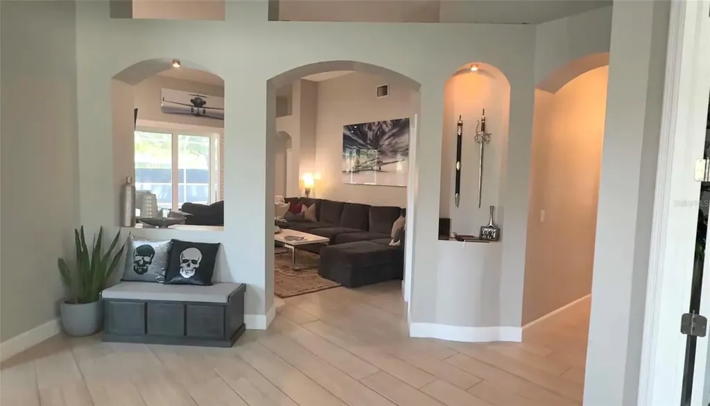 10501 Rochester Way Tampa FL 33626