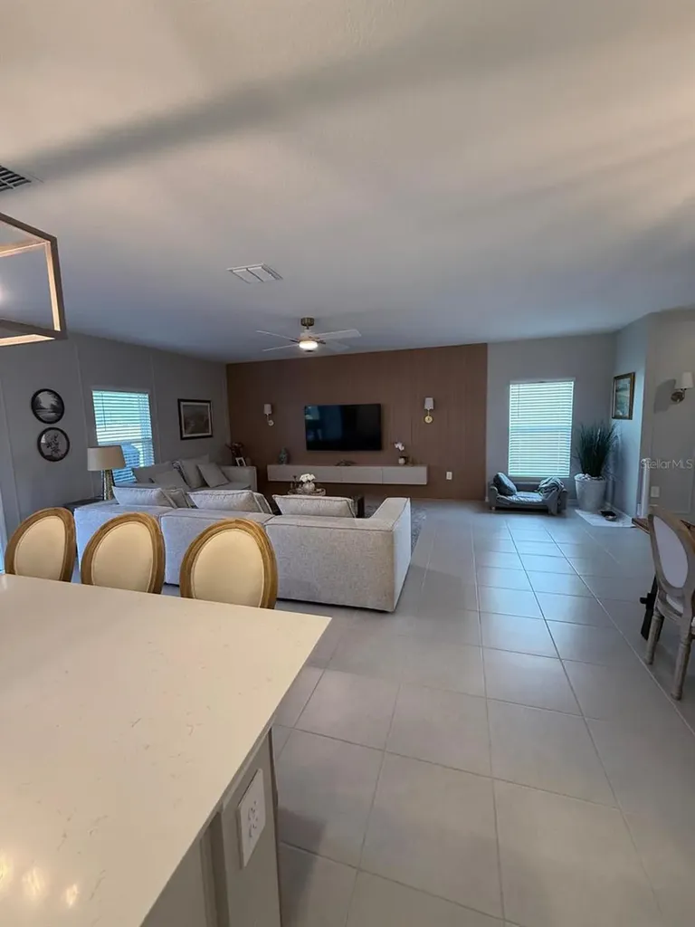5617 Gingham Drive Kissimmee FL 34758