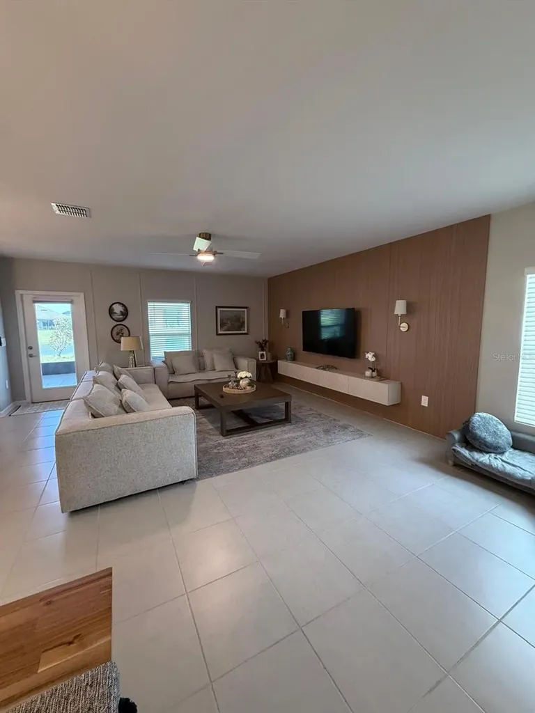 5617 Gingham Drive Kissimmee FL 34758