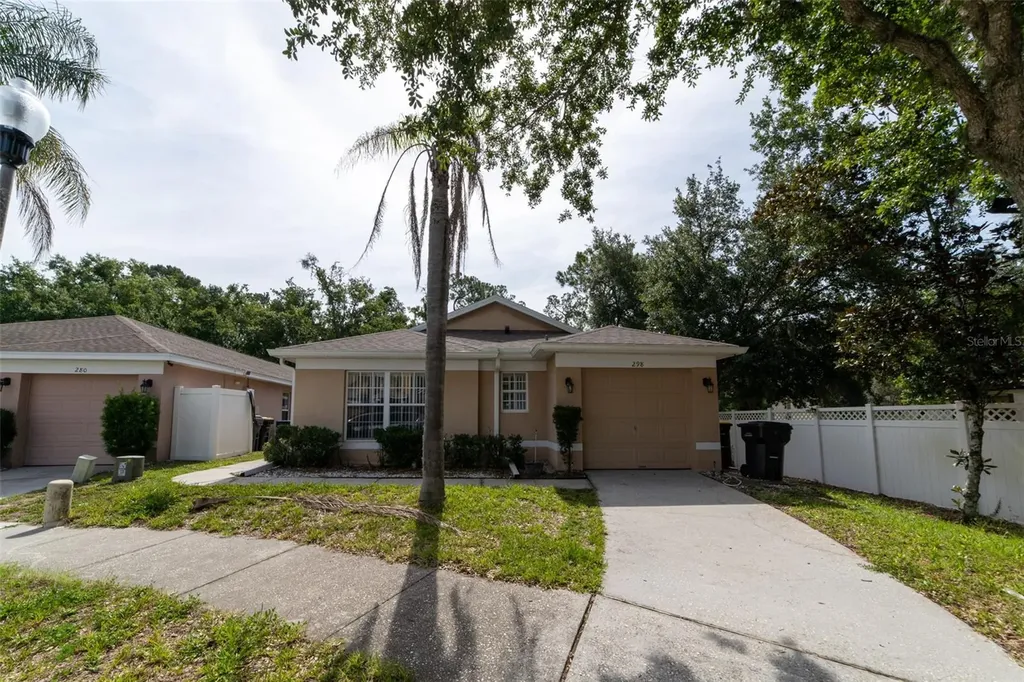 298 Hammock Court Davenport FL 33896