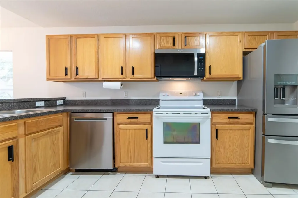 298 Hammock Court Davenport FL 33896