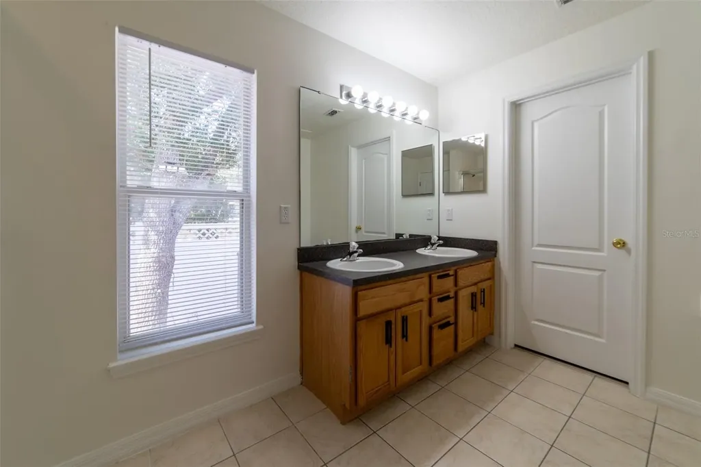298 Hammock Court Davenport FL 33896
