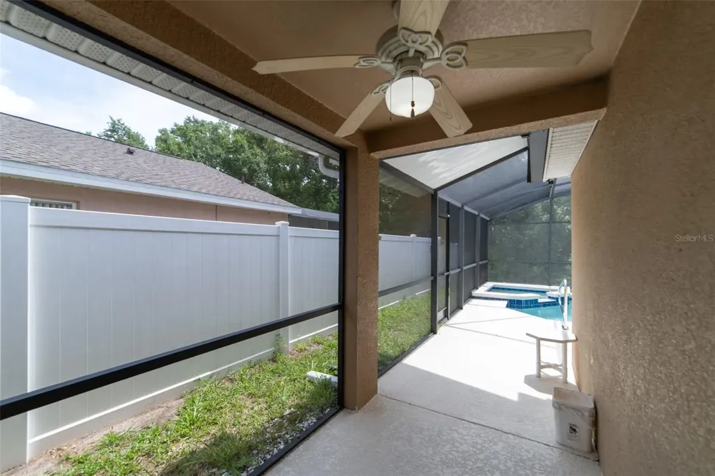 298 Hammock Court Davenport FL 33896