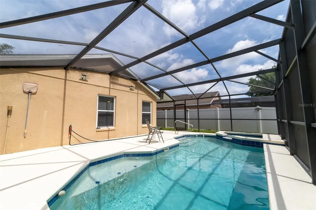 298 Hammock Court Davenport FL 33896