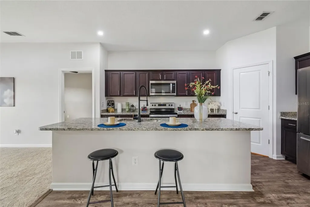 1261 Anchor Bend Drive Ruskin FL 33570