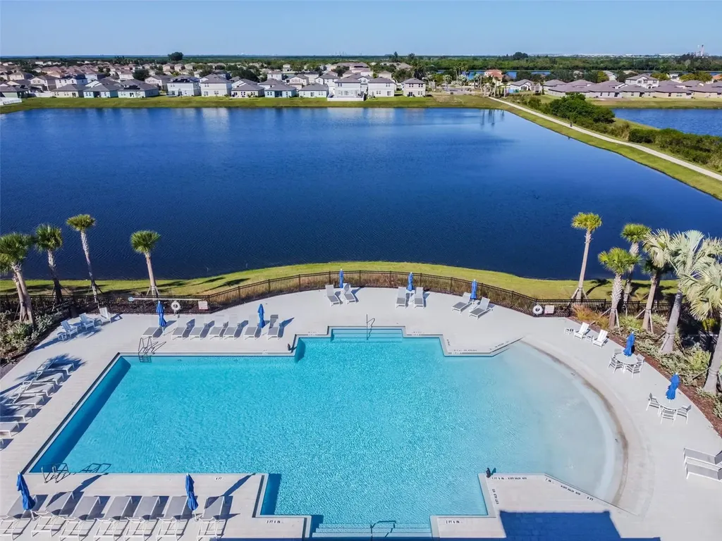 1261 Anchor Bend Drive Ruskin FL 33570