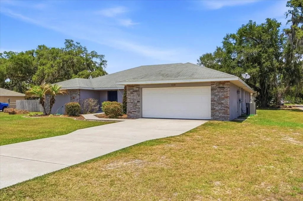 1233 Parker Road Lakeland FL 33811
