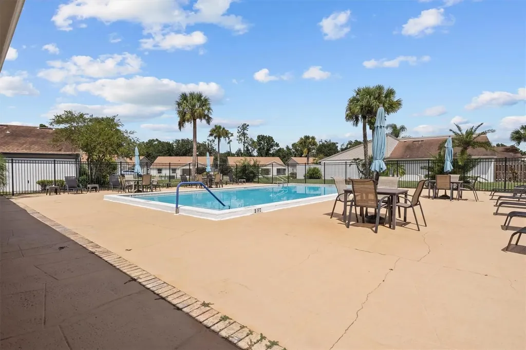 4076 Oak Loop Mulberry FL 33860