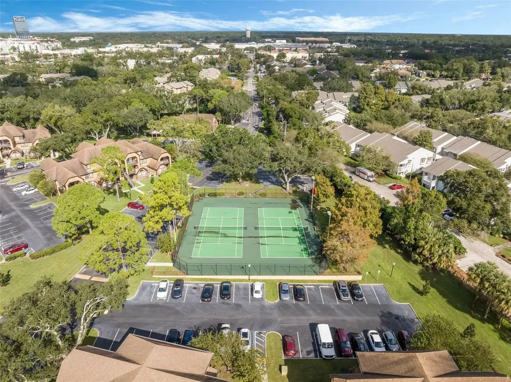 385 Woodside Drive Altamonte Springs FL 32701