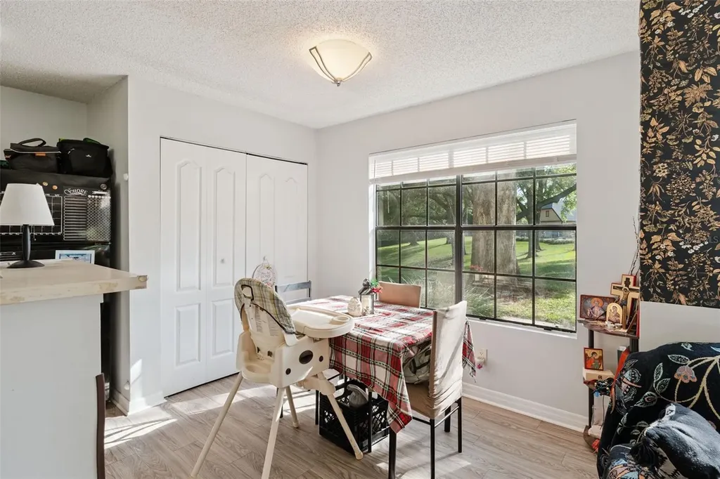 385 Woodside Drive Altamonte Springs FL 32701