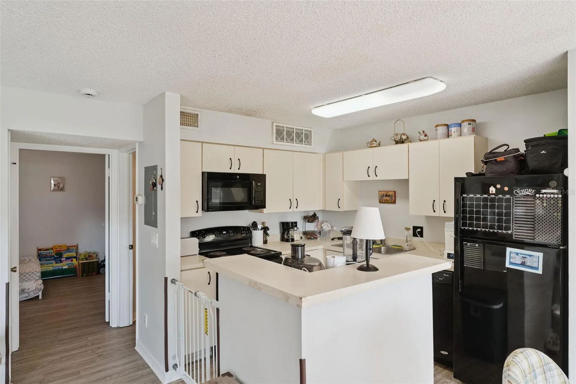 385 Woodside Drive Altamonte Springs FL 32701