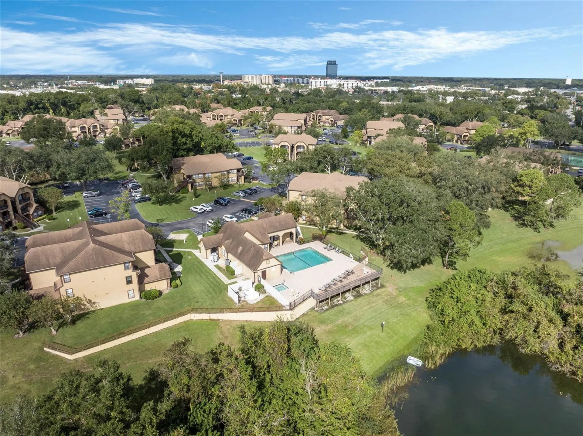 385 Woodside Drive Altamonte Springs FL 32701