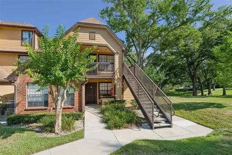 385 Woodside Drive Altamonte Springs FL 32701