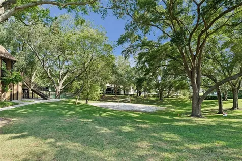 385 Woodside Drive Altamonte Springs FL 32701