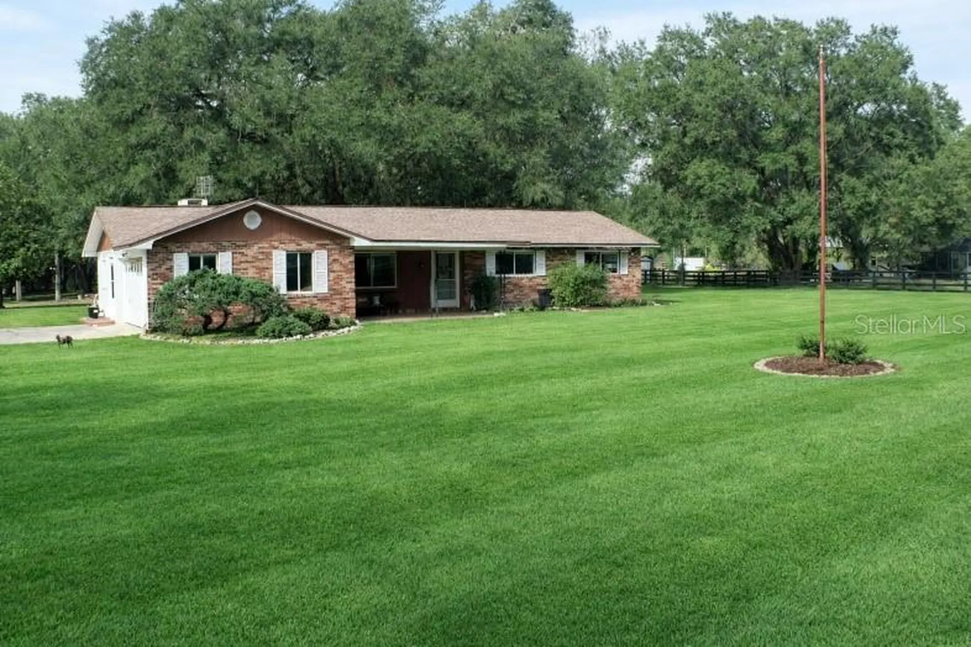 13124 NW 160th Avenue Morriston FL 32668