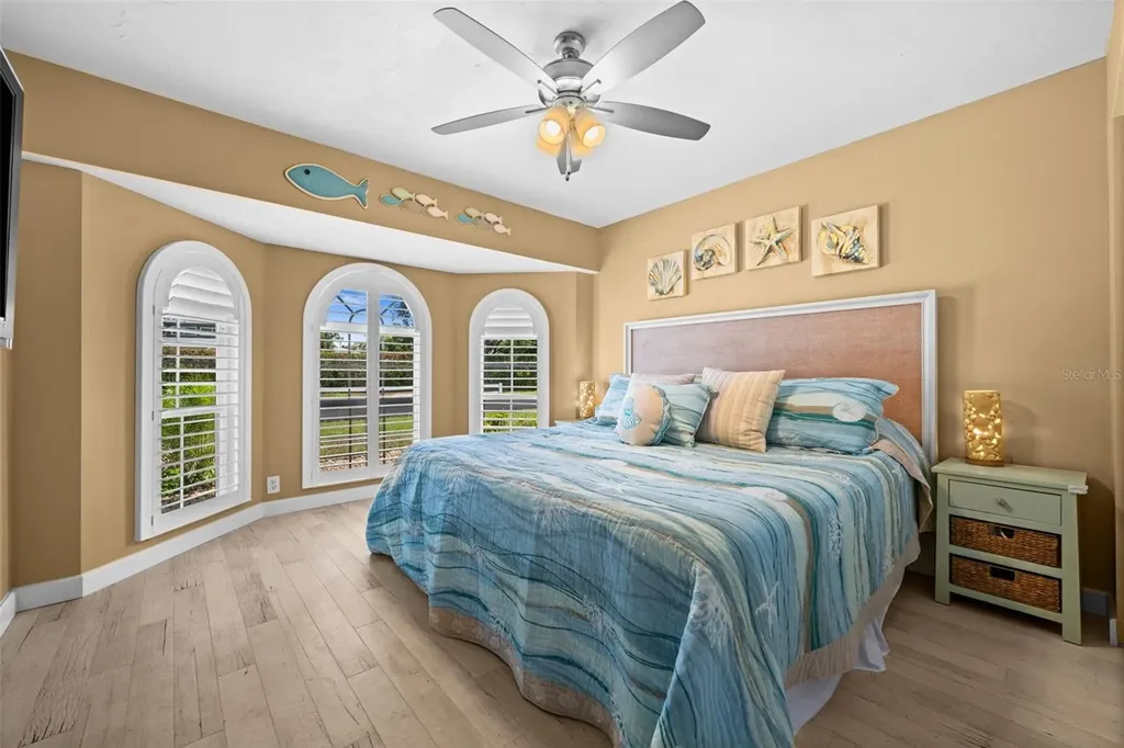 3370 Yonge Avenue Sarasota FL 34235