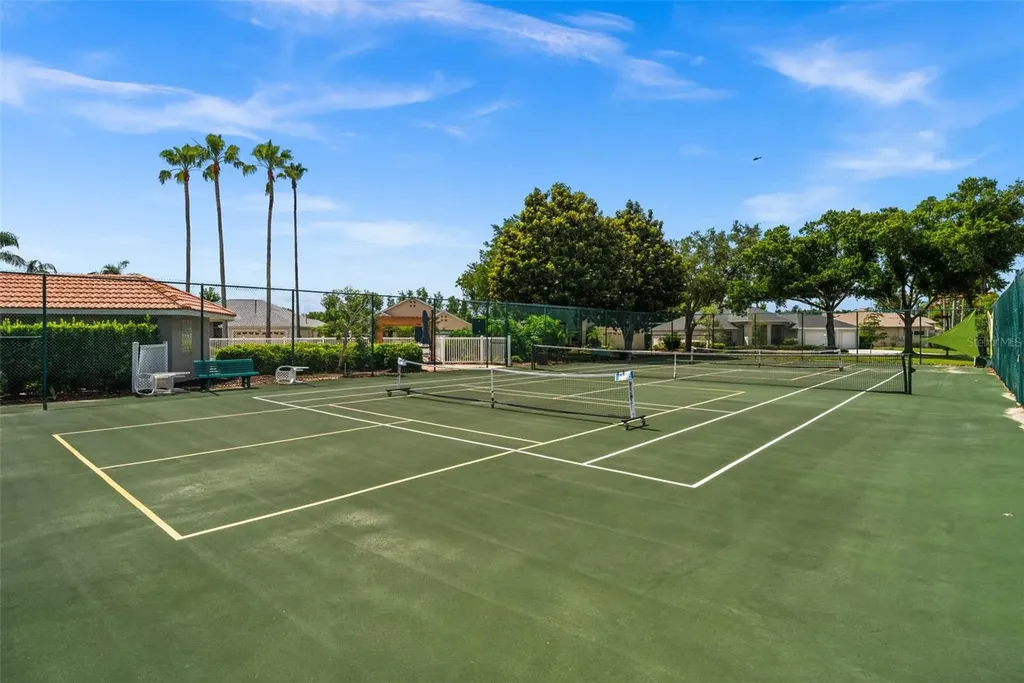 3370 Yonge Avenue Sarasota FL 34235