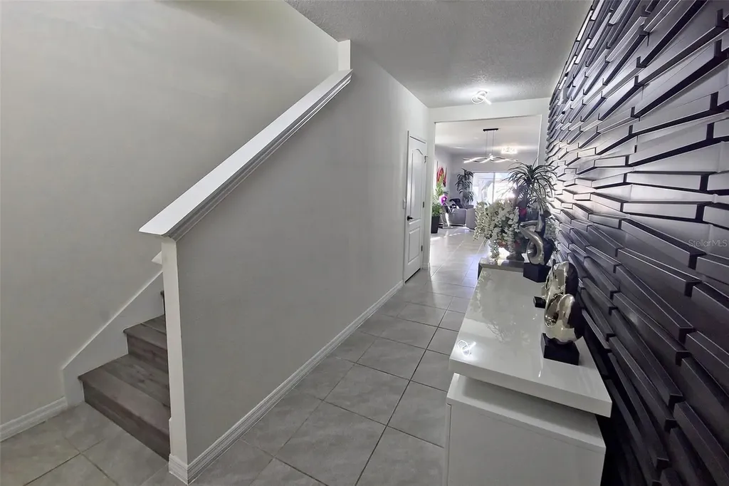 1292 Cascades Avenue Davenport FL 33837