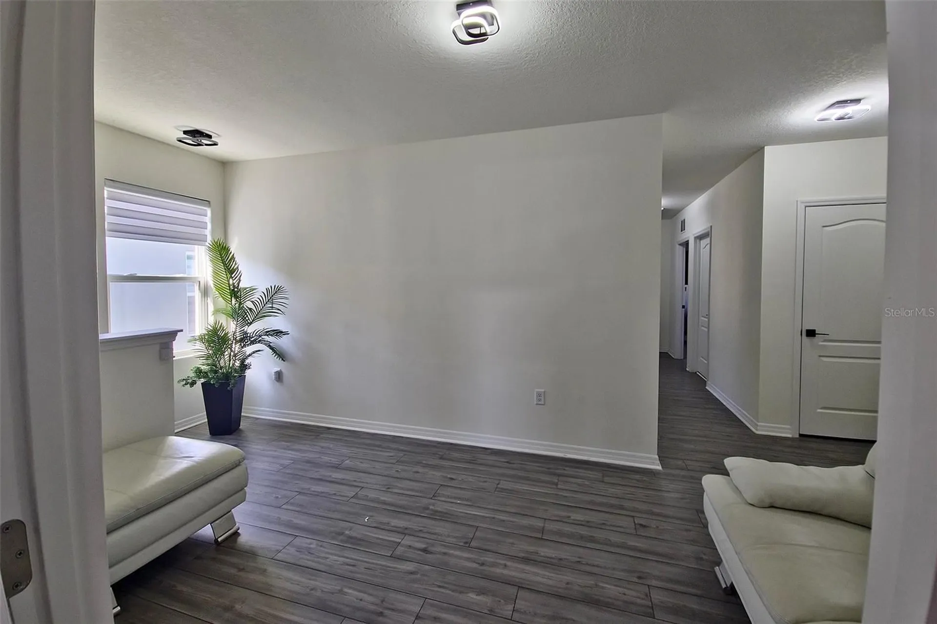 1292 Cascades Avenue Davenport FL 33837