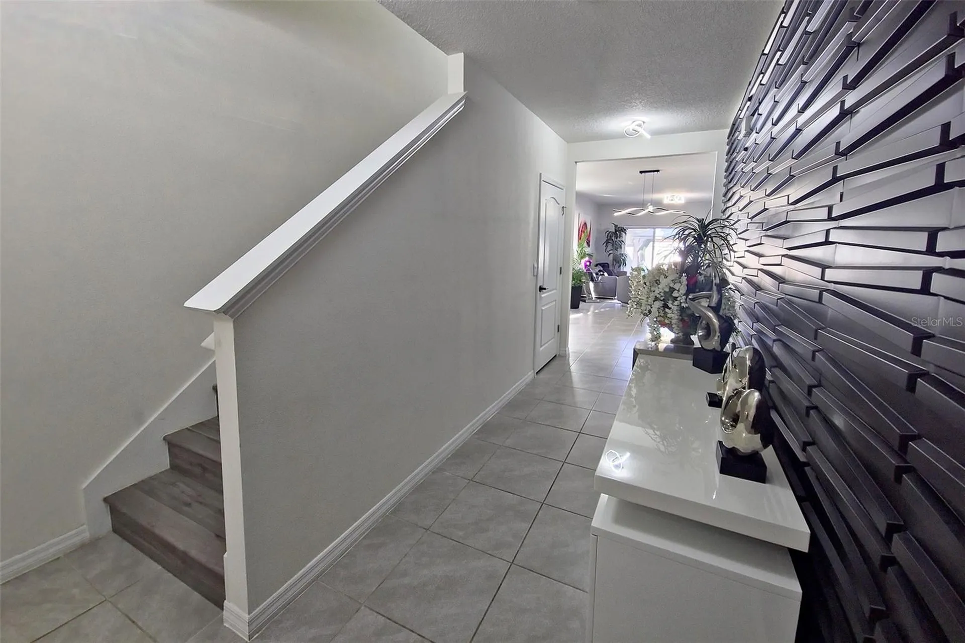 1292 Cascades Avenue Davenport FL 33837