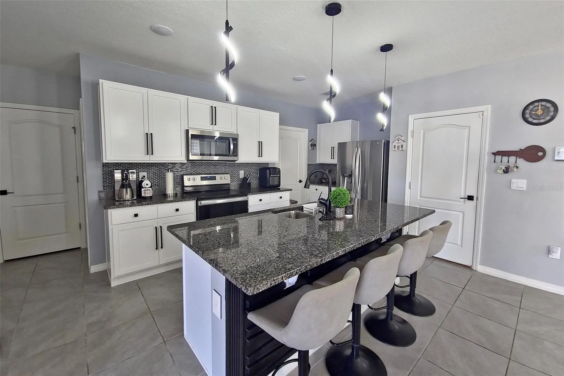 1292 Cascades Avenue Davenport FL 33837
