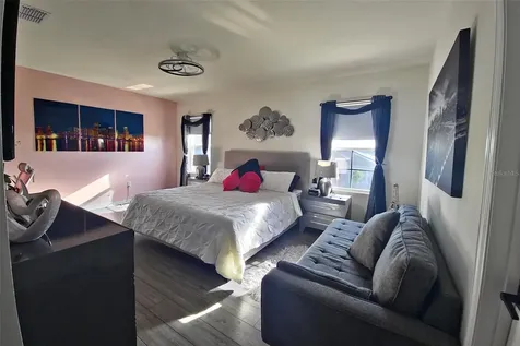 1292 Cascades Avenue Davenport FL 33837