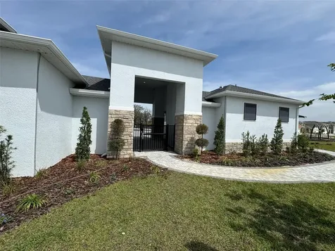 1292 Cascades Avenue Davenport FL 33837