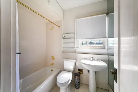 411 Burns Court Sarasota FL 34236