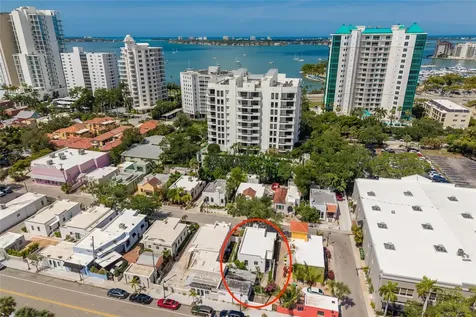 411 Burns Court Sarasota FL 34236