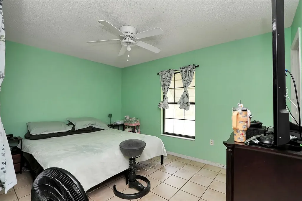 6042 NW 54th Terrace Ocala FL 34482