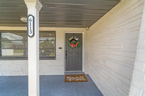 6113 9th Avenue New Port Richey FL 34653