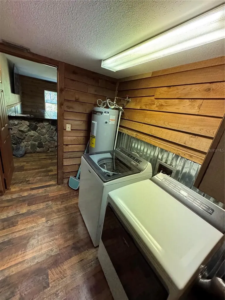 16645 W River Road Inglis FL 34449