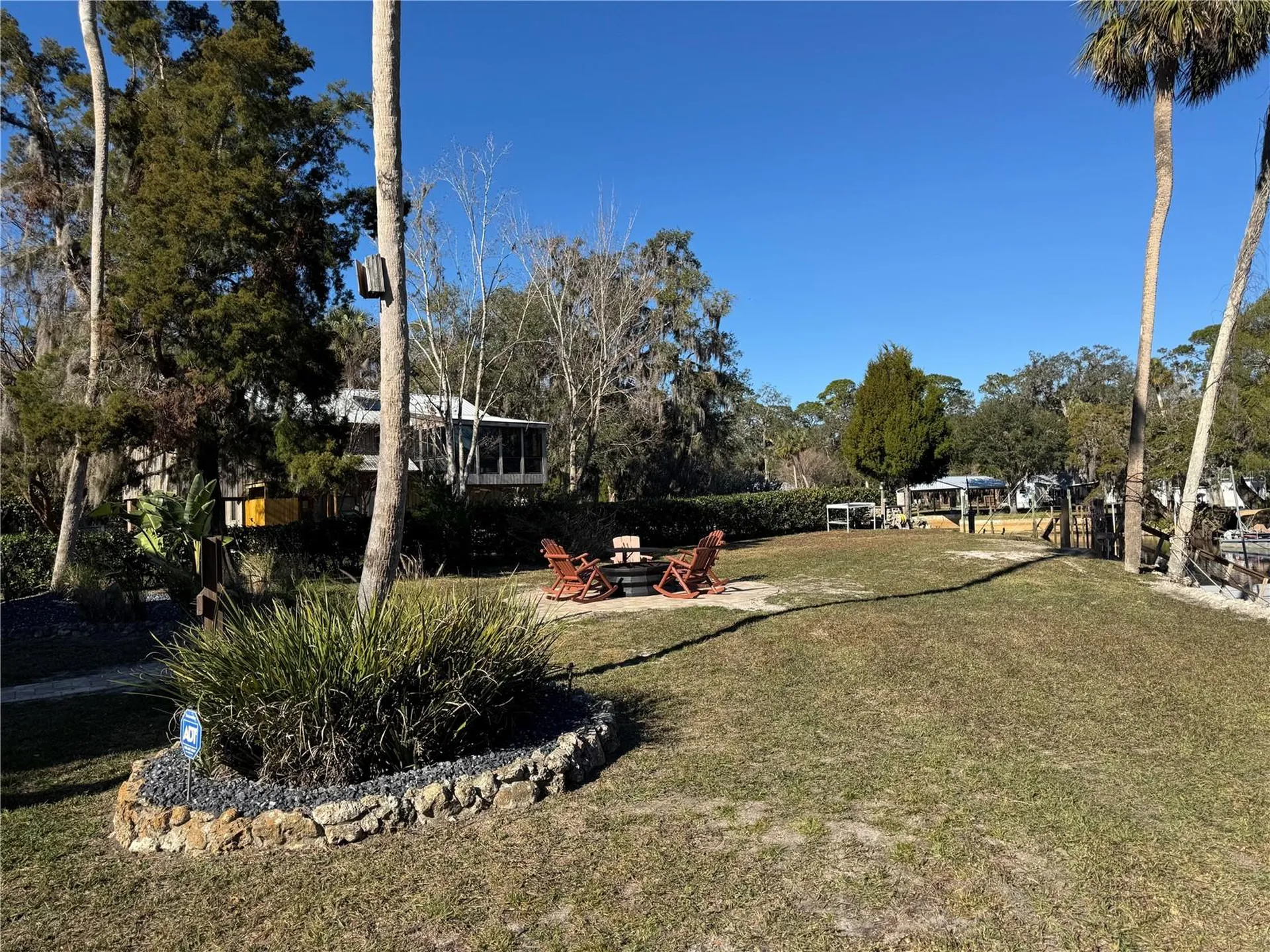 16645 W River Road Inglis FL 34449