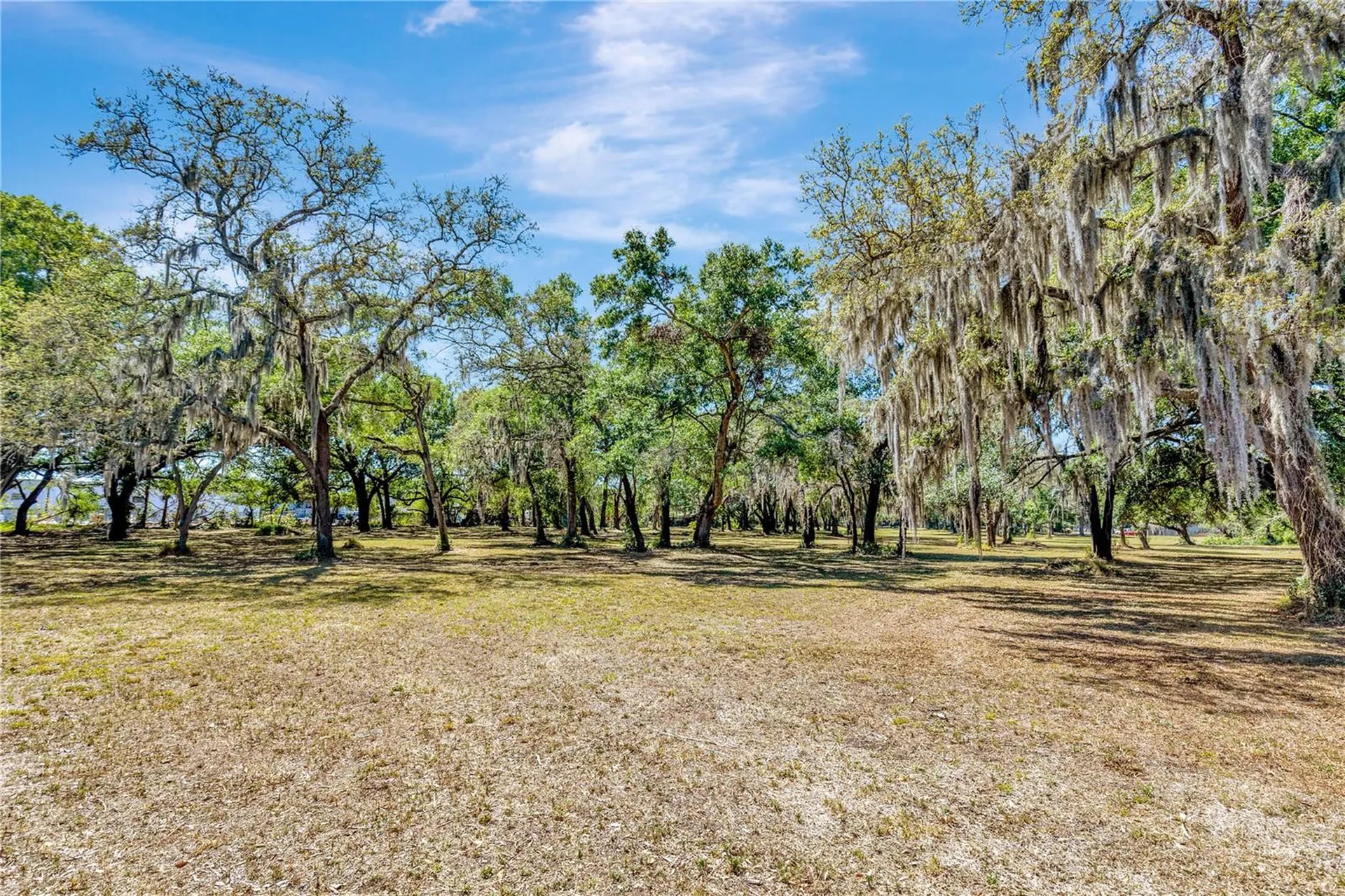 5501 N 37th Street Tampa FL 33610