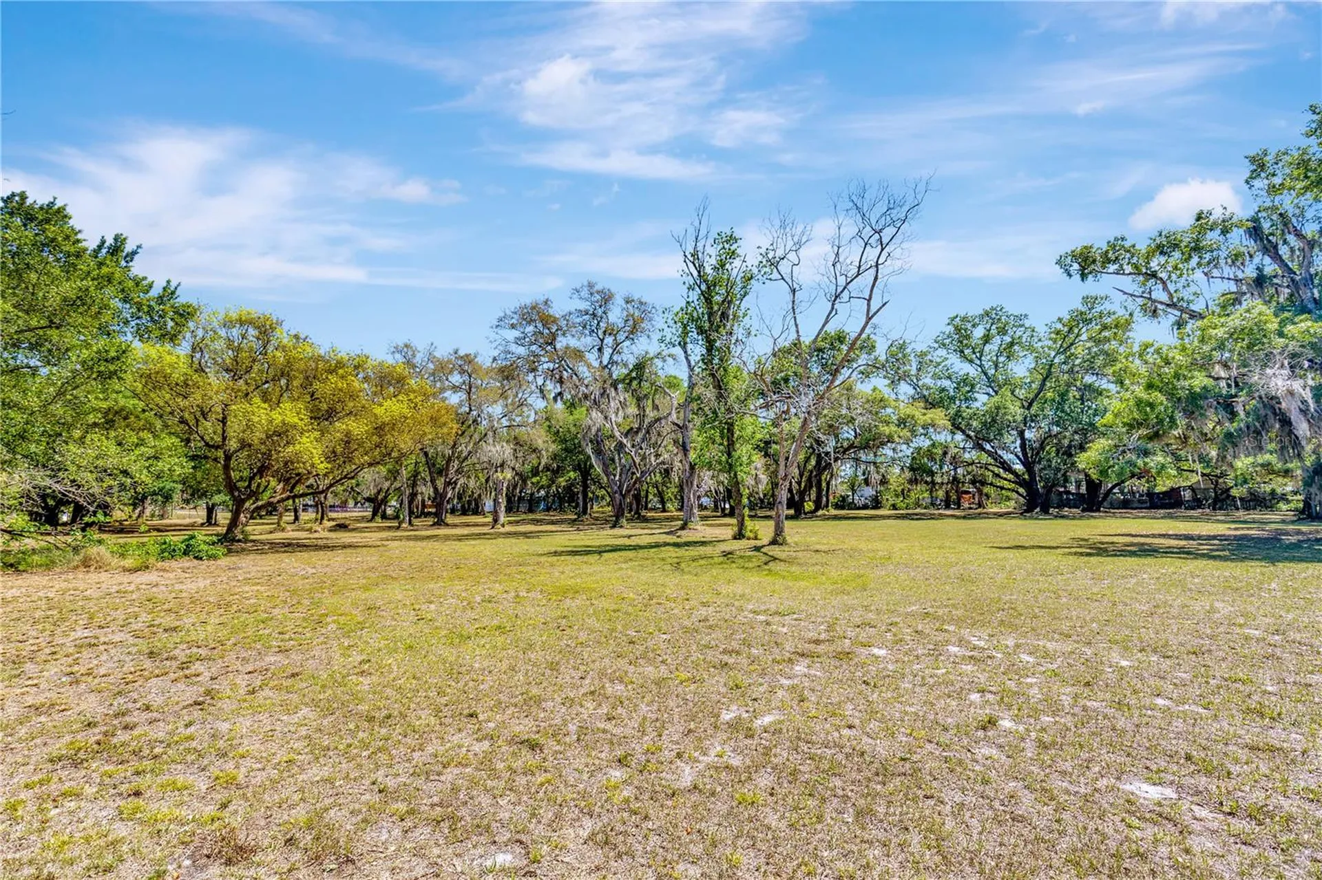 5501 N 37th Street Tampa FL 33610