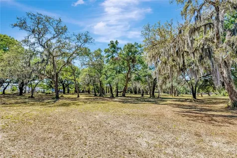 5501 N 37th Street Tampa FL 33610