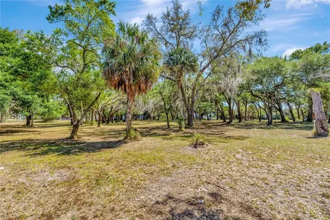 5501 N 37th Street Tampa FL 33610