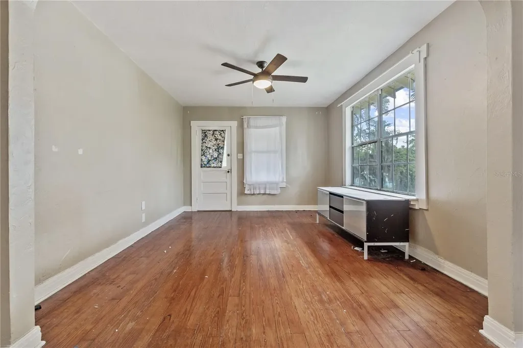 5914 N Ola Avenue Tampa FL 33604