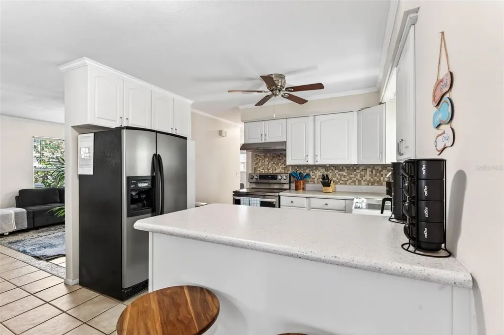 2220 Lauren Drive Largo FL 33774